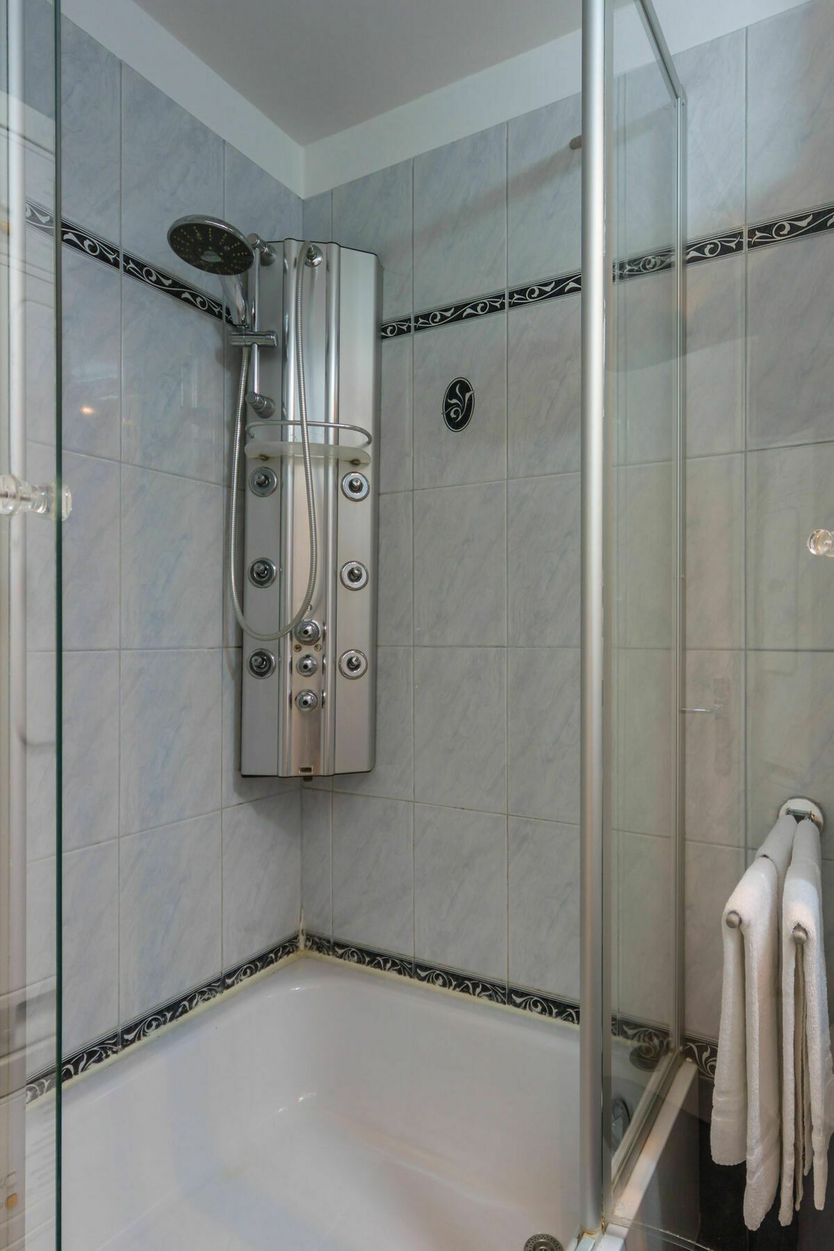 Puzzlehotel - Apartments Zentrum II Відень Екстер'єр фото